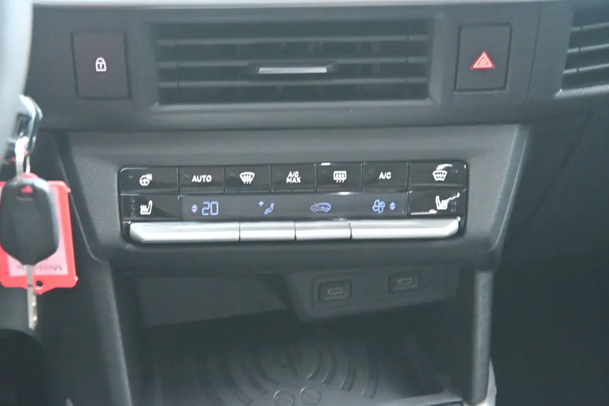 GS - | Achteruitrijcamera | Navigatie | Stoel/Stuurverwarming | Dodehoekwaarschuwing | Cruise Control | !!