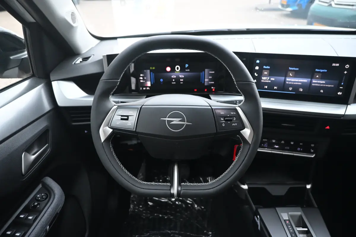 GS - | Achteruitrijcamera | Navigatie | Stoel/Stuurverwarming | Dodehoekwaarschuwing | Cruise Control | !!