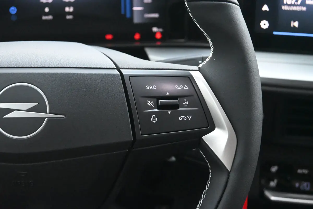 GS - | Achteruitrijcamera | Navigatie | Stoel/Stuurverwarming | Dodehoekwaarschuwing | Cruise Control | !!