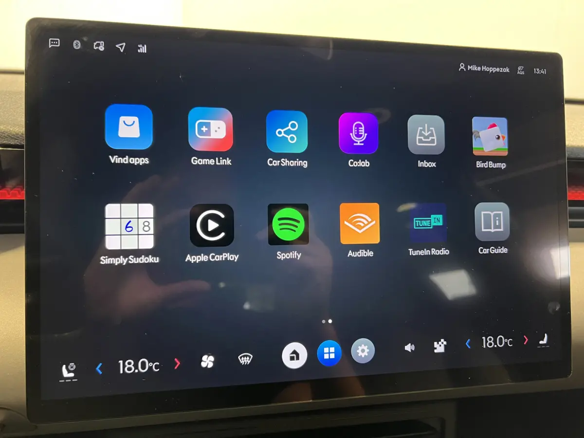 More 66 kWh | SoH 98.7% | Navigatie/Android/Apple Carplay | LMV 20" | Panoramadak | Voorstoelen Verwarmd | Cruise Control Adaptief | Airco |