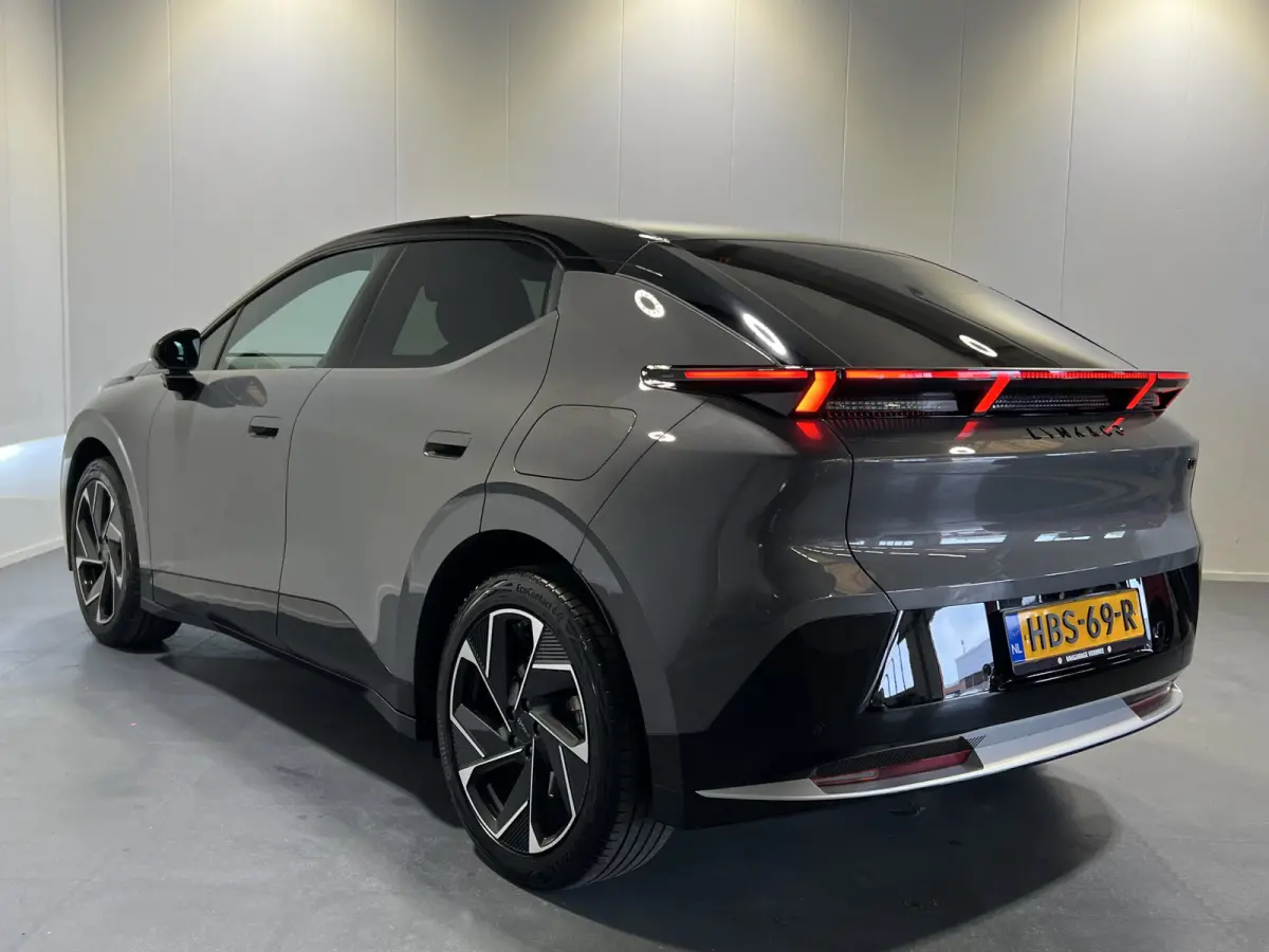 More 66 kWh | SoH 98.7% | Navigatie/Android/Apple Carplay | LMV 20" | Panoramadak | Voorstoelen Verwarmd | Cruise Control Adaptief | Airco |