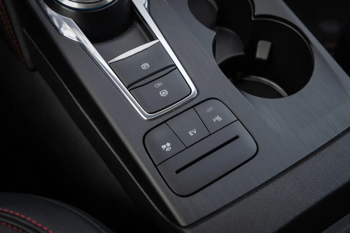 2.5 PHEV ST-Line X | Pano-dak | B&O audio | 100% Dealer Onderhouden | Full adaptive LED | Head-Up Display | Winter-pack | Standkachel | Half Leder | Apple & Android Carplay |