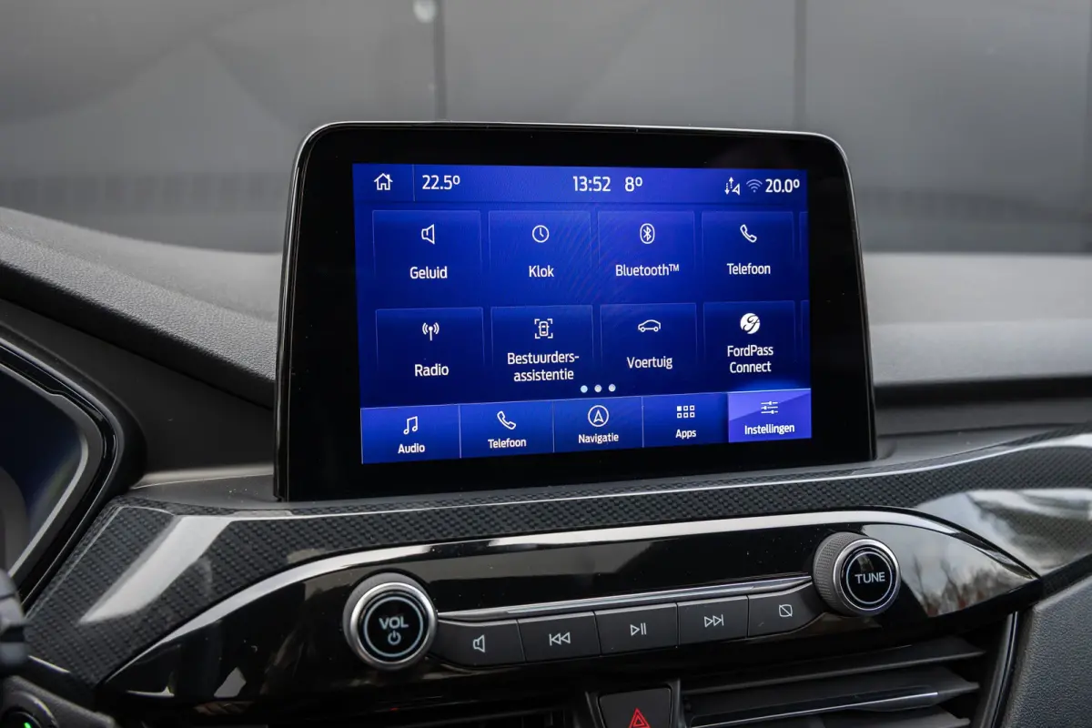 2.5 PHEV ST-Line X | Pano-dak | B&O audio | 100% Dealer Onderhouden | Full adaptive LED | Head-Up Display | Winter-pack | Standkachel | Half Leder | Apple & Android Carplay |
