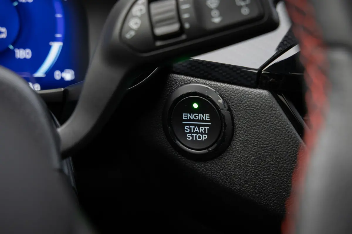 2.5 PHEV ST-Line X | Pano-dak | B&O audio | 100% Dealer Onderhouden | Full adaptive LED | Head-Up Display | Winter-pack | Standkachel | Half Leder | Apple & Android Carplay |