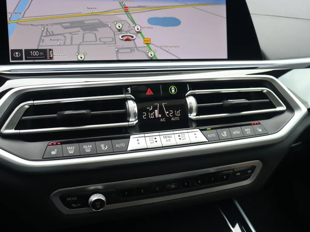 xDrive45e | High Executive | M Sportpakket | Panodak | Trekhaak | Driving Assistant Prof. | Comfortstoelen | Parking Assistant Plus | Comfort Access | SOH 87% | 22'' LMV