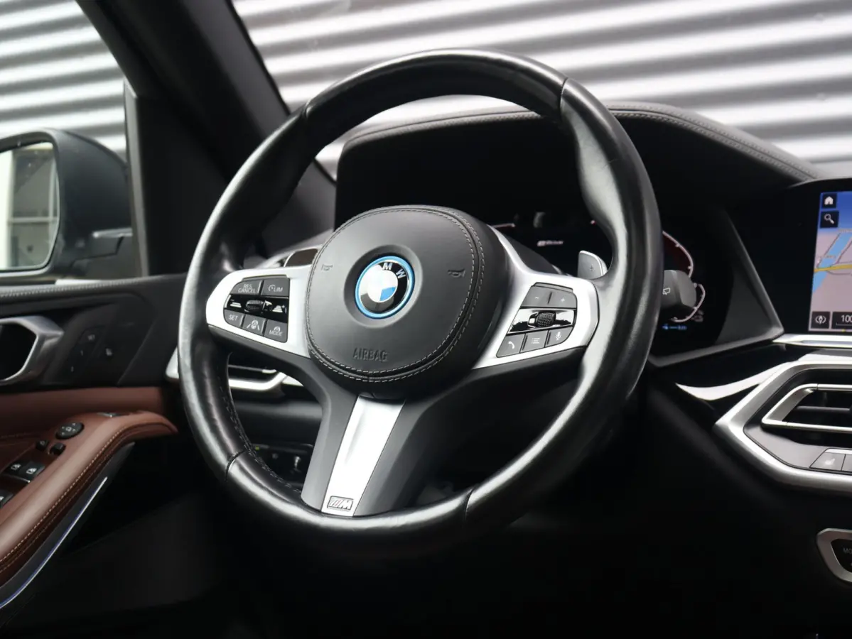 xDrive45e | High Executive | M Sportpakket | Panodak | Trekhaak | Driving Assistant Prof. | Comfortstoelen | Parking Assistant Plus | Comfort Access | SOH 87% | 22'' LMV