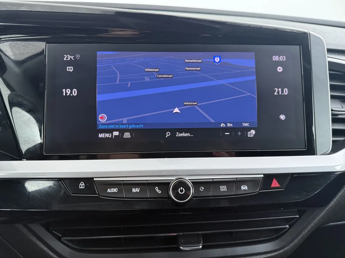 1.6 Turbo Plug-In Hybrid Level 4 / Navigatie / Camera / Parkeersensoren / Carplay / Dodehoek / LED / 18'' LMV