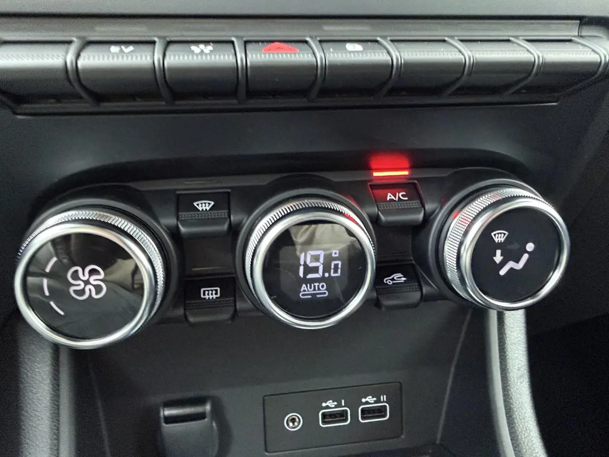 techno E-Tech hybride 145 | Groot Navi | Parkeercamera |