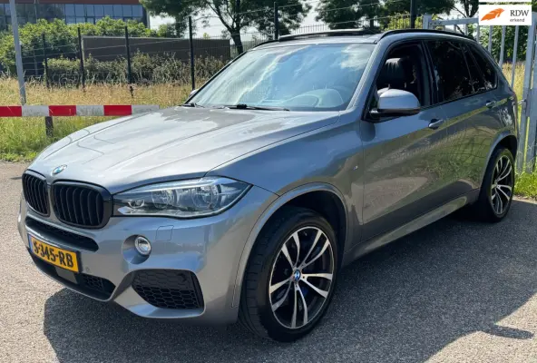 XDrive 50i High Exe M-Sport Pano Comfortseats HuD LED