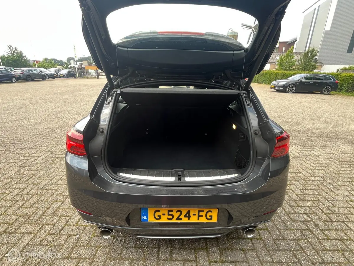 sDrive20i High Executive Edition | M-Sport Pakket