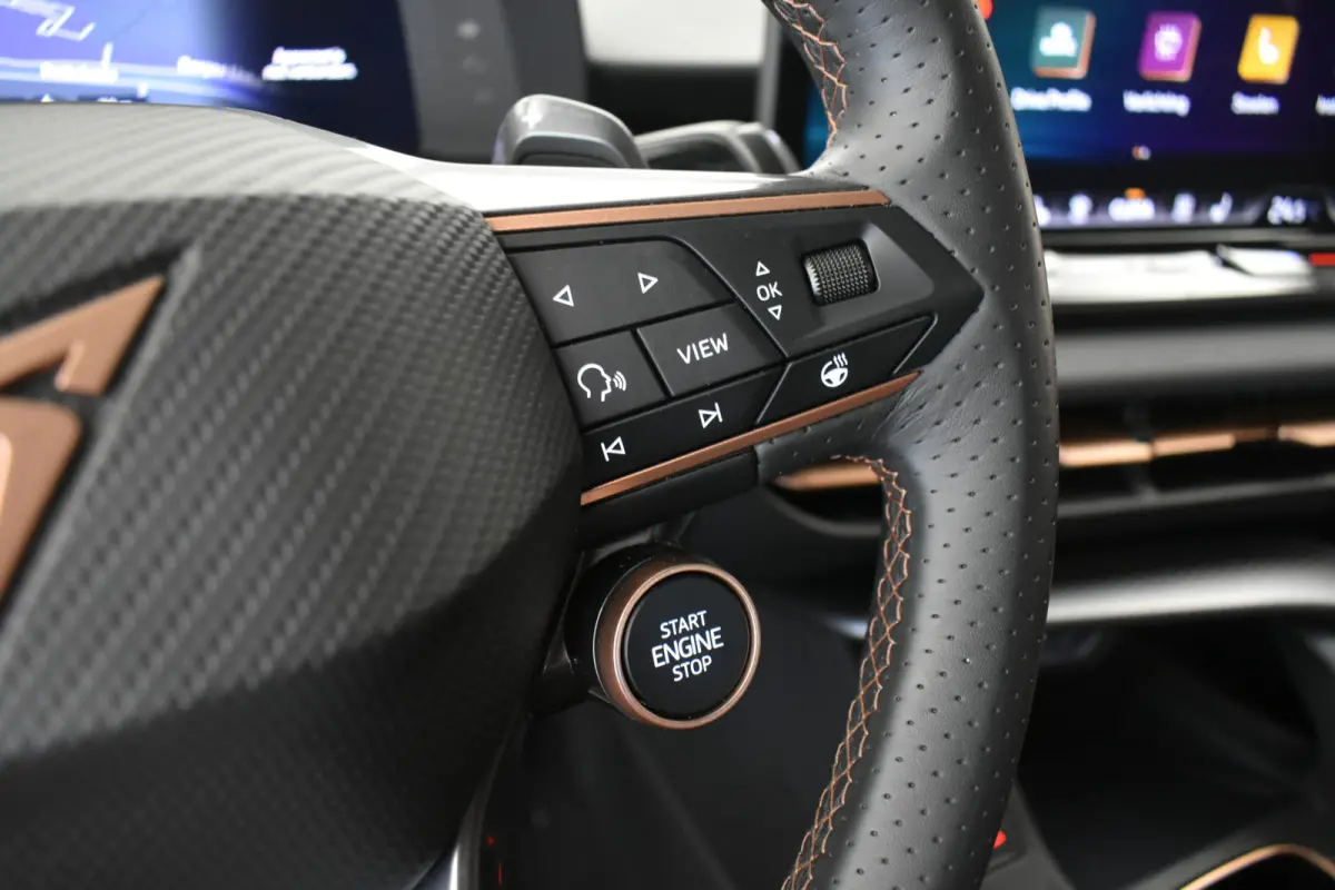 1.5 eTSI Mem-Seats Stoel+Stuur Ver El aklep Virtual Cockpit