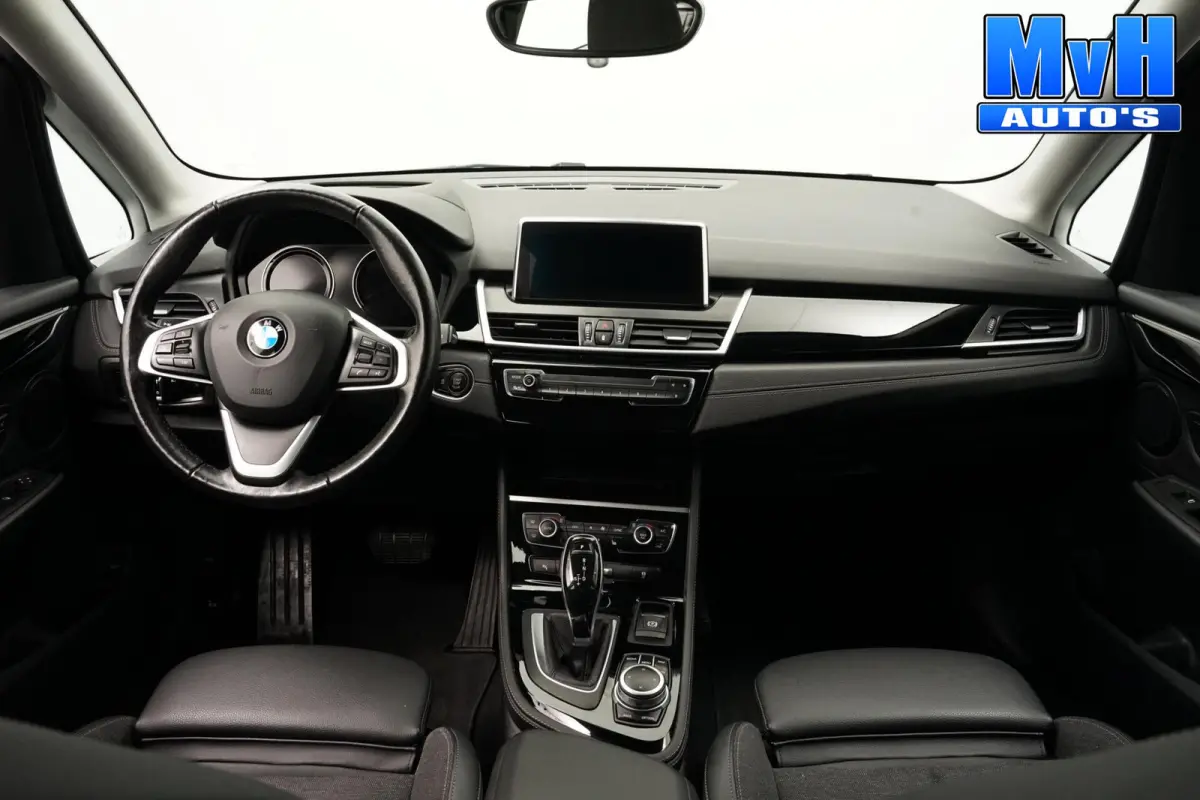 218i Business Edition|SPORTSTOEL