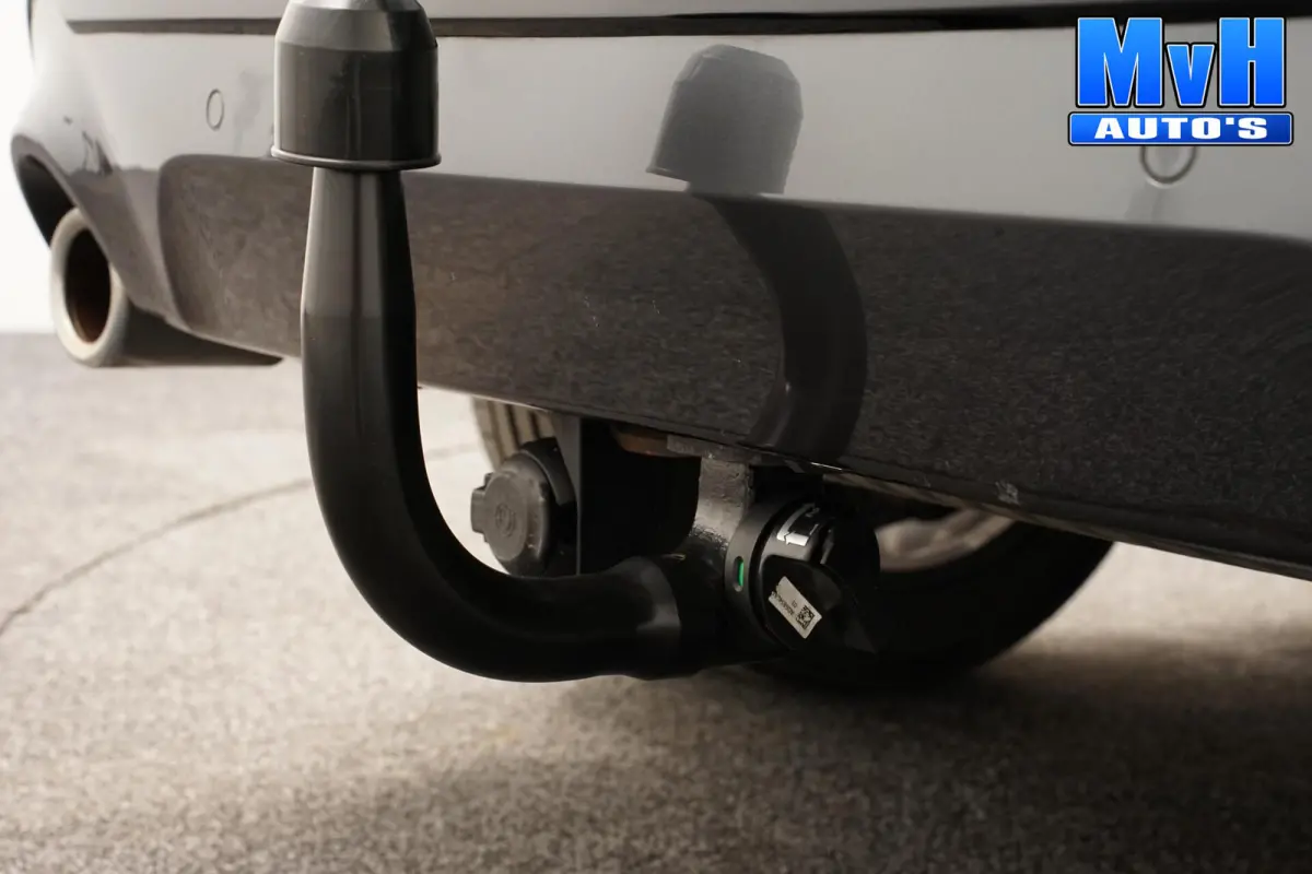 218i Business Edition|SPORTSTOEL