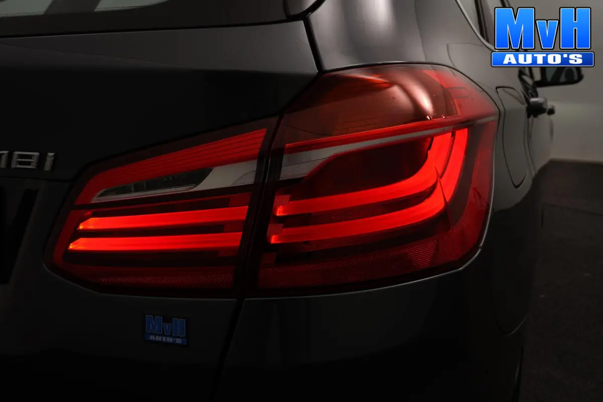 218i Business Edition|SPORTSTOEL