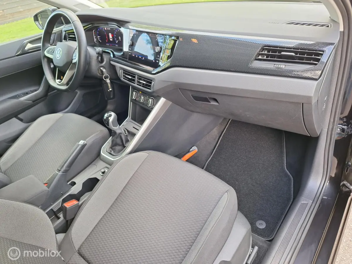 1.0 TSI Life Adap. Cruise-Control, Full-Map Navi, Apple-Carplay, Airco, LM-Velgen.