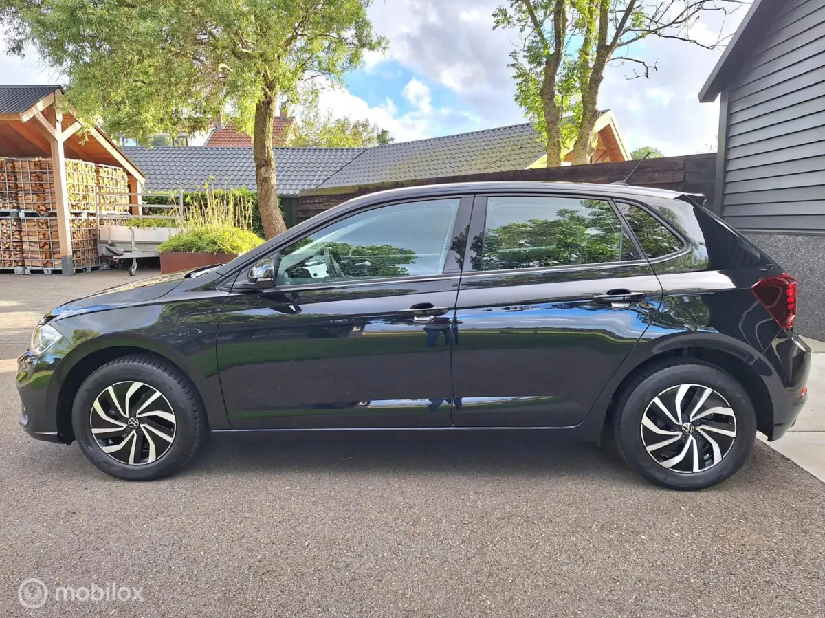 1.0 TSI Life Adap. Cruise-Control, Full-Map Navi, Apple-Carplay, Airco, LM-Velgen.