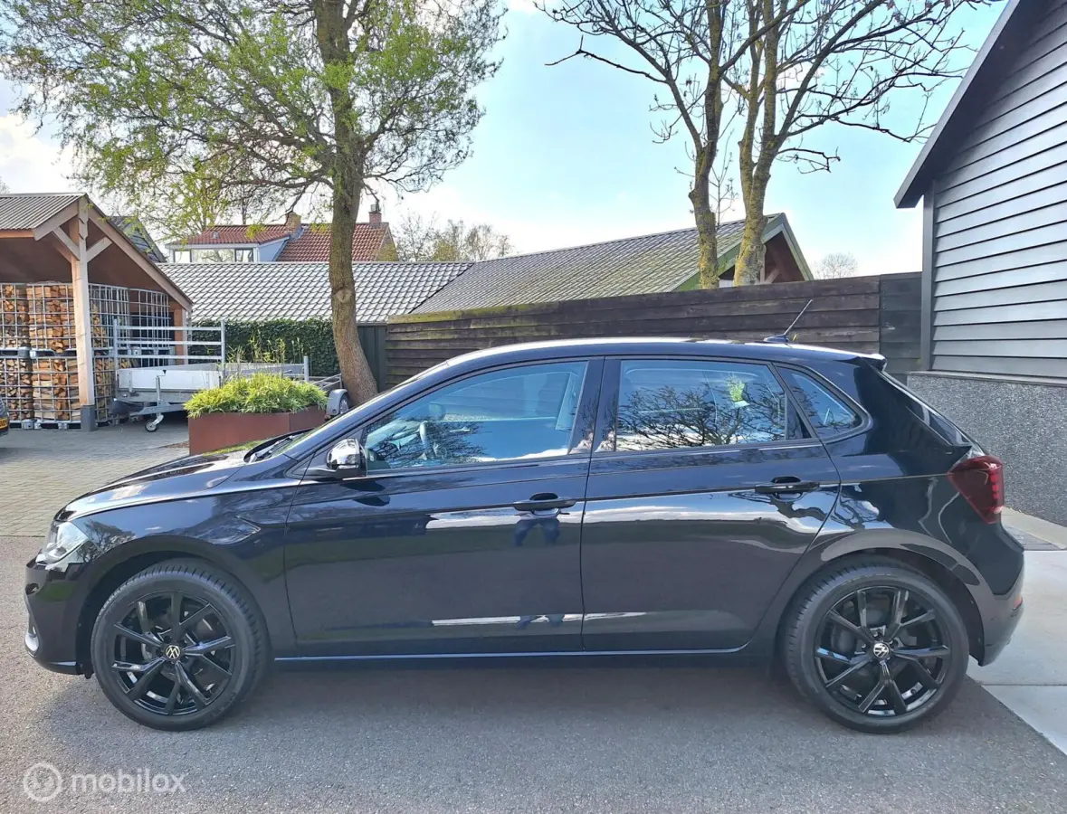 1.0 TSI Life Adap. Cruise-Control, Full-Map Navi, Apple-Carplay, Airco, LM-Velgen.