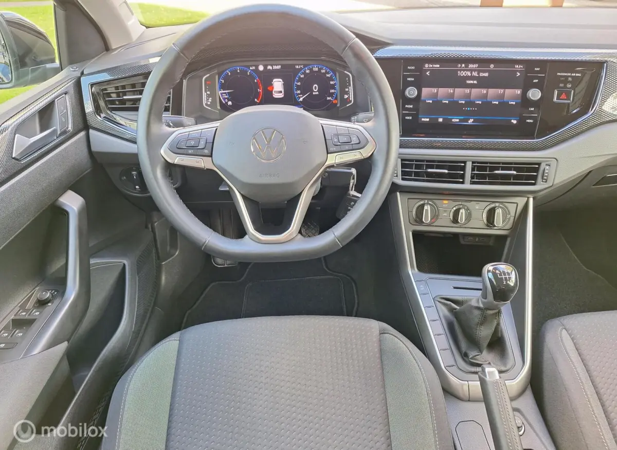 1.0 TSI Life Adap. Cruise-Control, Full-Map Navi, Apple-Carplay, Airco, LM-Velgen.