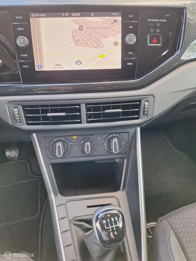1.0 TSI Life Adap. Cruise-Control, Full-Map Navi, Apple-Carplay, Airco, LM-Velgen.