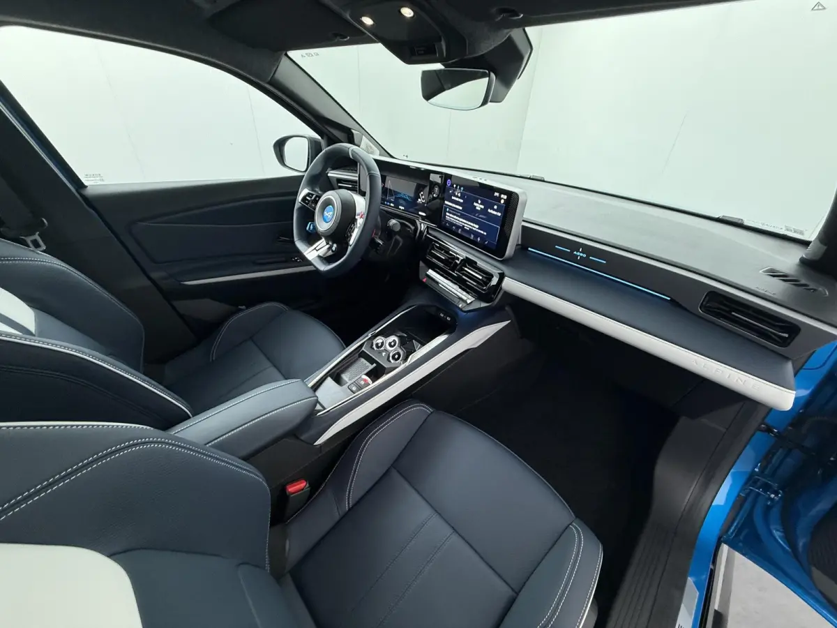 GTS 52 kWh | Pack Driving | Pack Safety | Blind spot warning & intervention