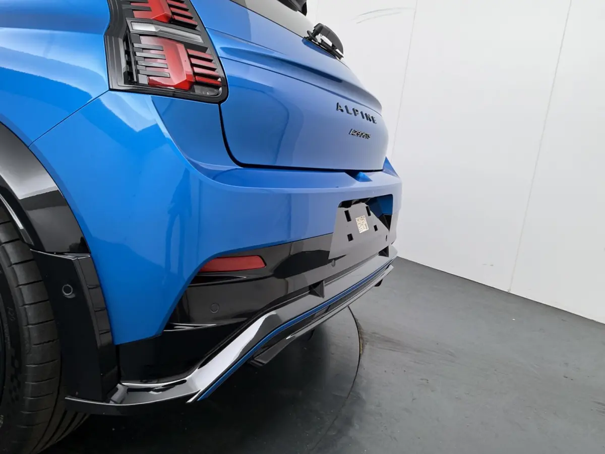 GTS 52 kWh | Pack Driving | Pack Safety | Blind spot warning & intervention