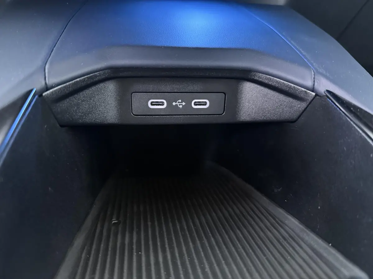 GTS 52 kWh | Pack Driving | Pack Safety | Blind spot warning & intervention
