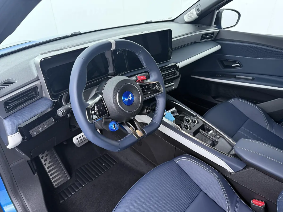 GTS 52 kWh | Pack Driving | Pack Safety | Blind spot warning & intervention