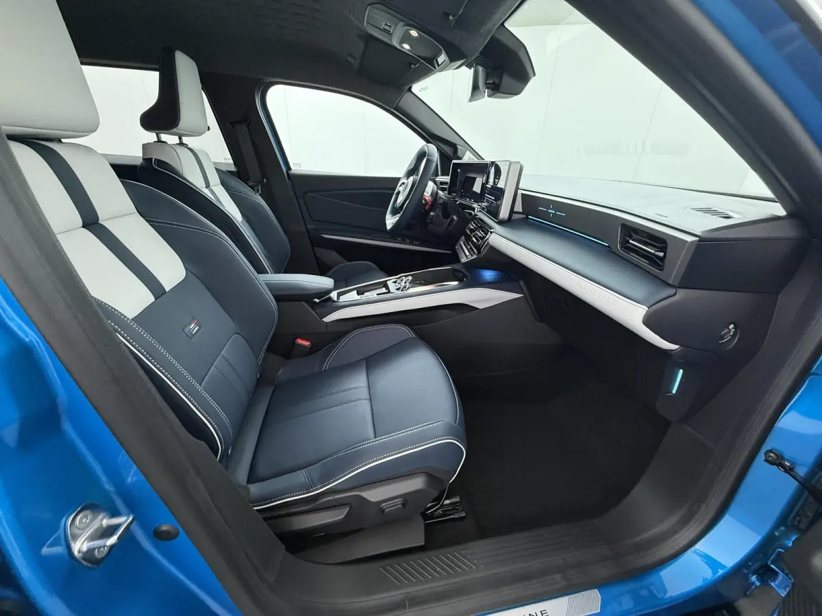 GTS 52 kWh | Pack Driving | Pack Safety | Blind spot warning & intervention