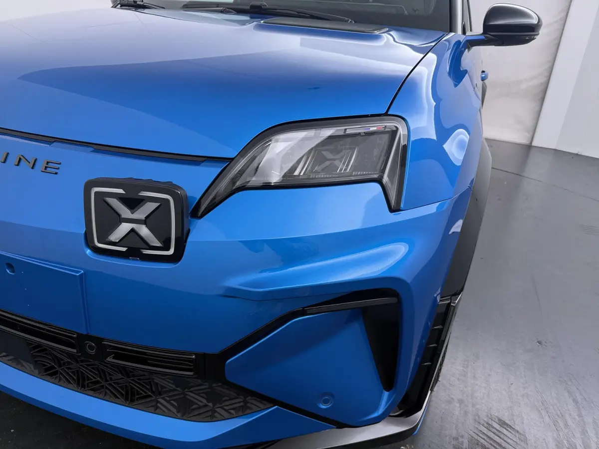 GTS 52 kWh | Pack Driving | Pack Safety | Blind spot warning & intervention