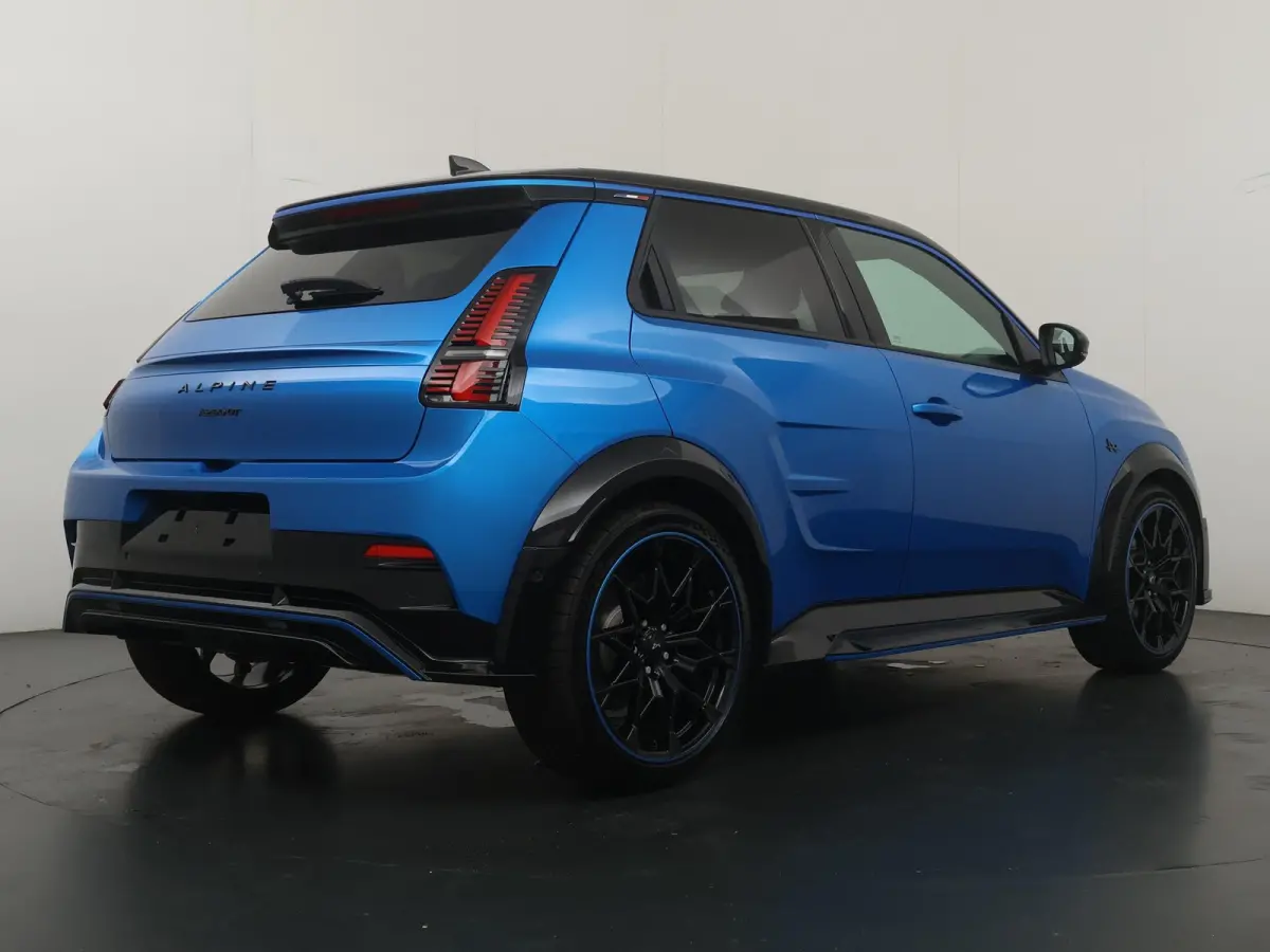 GT Performance 52 kWh | Alpine Portal | Verwarmbaar stuurwiel | Pack Driving | Signature Bleu