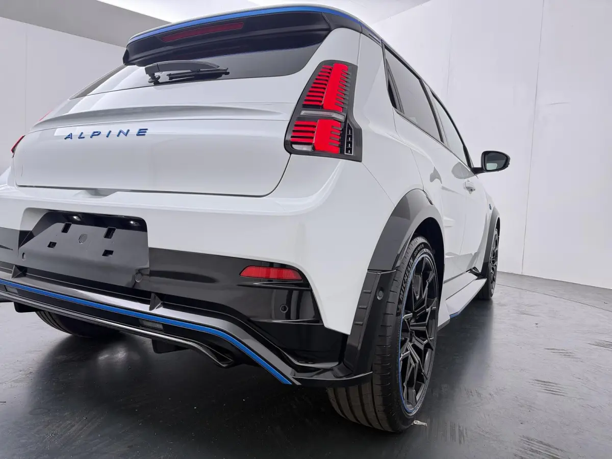 GT 52 kWh |  Pack Driving | Signature Bleue | Alpine monogram