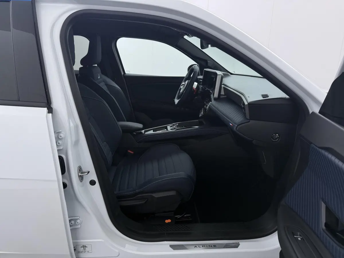 GT 52 kWh |  Pack Driving | Signature Bleue | Alpine monogram