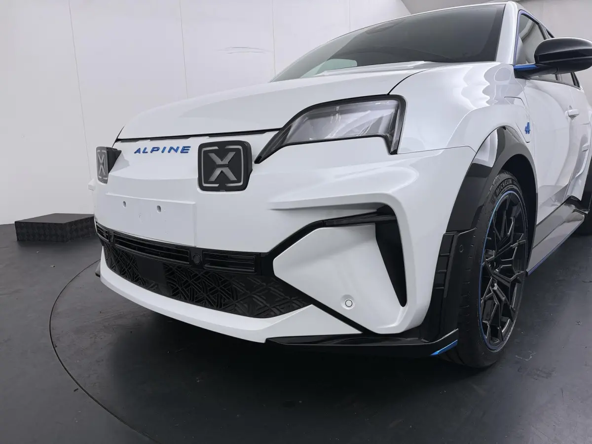 GT 52 kWh |  Pack Driving | Signature Bleue | Alpine monogram