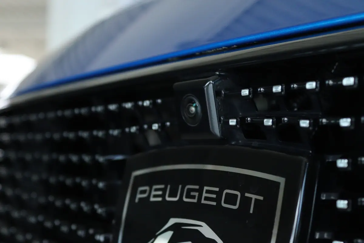 1.6 HYbrid 225 GT Pack Business | Adapt. Cruise | Nappa Leder | Focal Audio | 360 Camera | Massage | Memory | Carplay | Keyless |