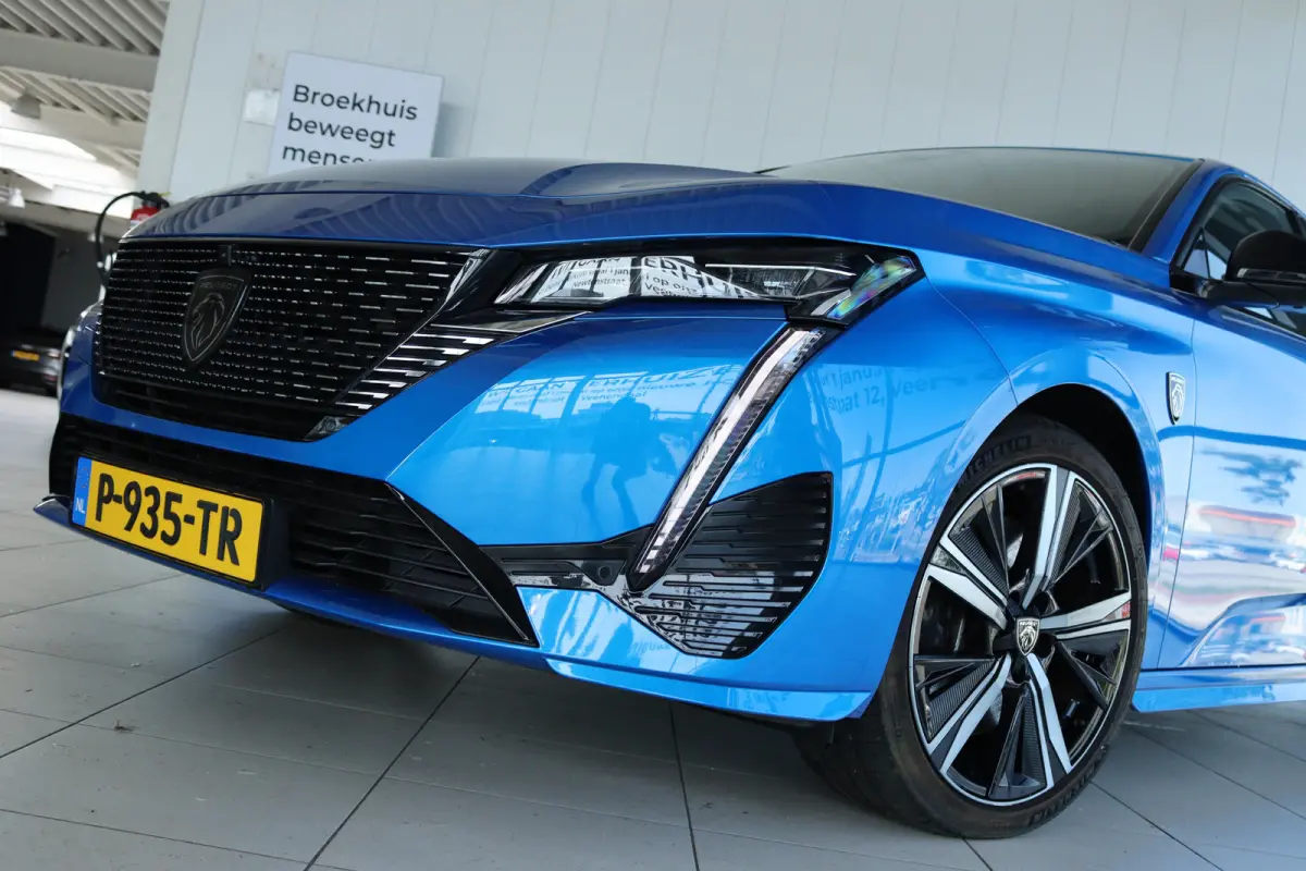 1.6 HYbrid 225 GT Pack Business | Adapt. Cruise | Nappa Leder | Focal Audio | 360 Camera | Massage | Memory | Carplay | Keyless |