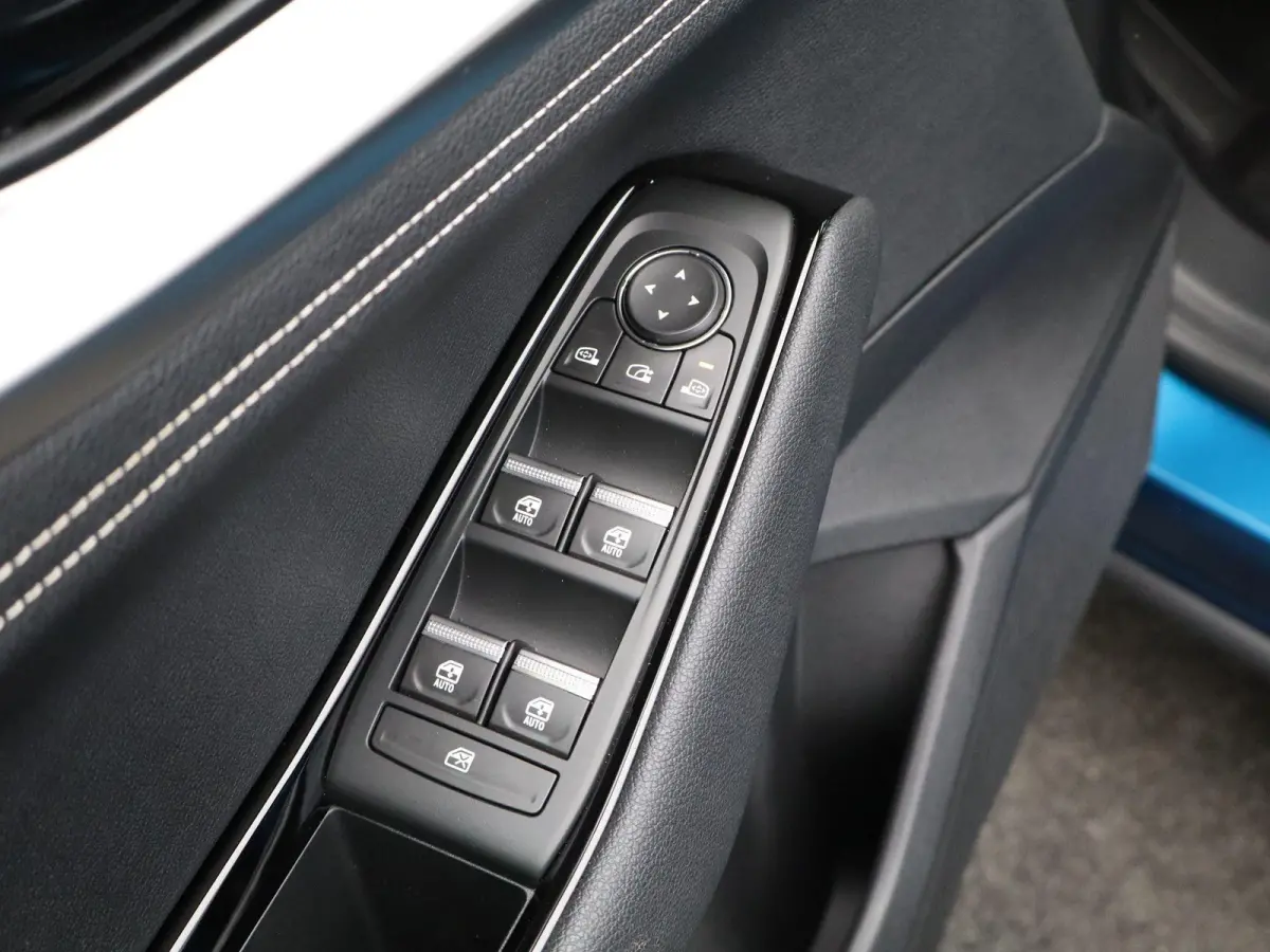techno full hybrid E-Tech 200 | Pack extended grip | Stoel-. Stuur- & Voorruitverw. |