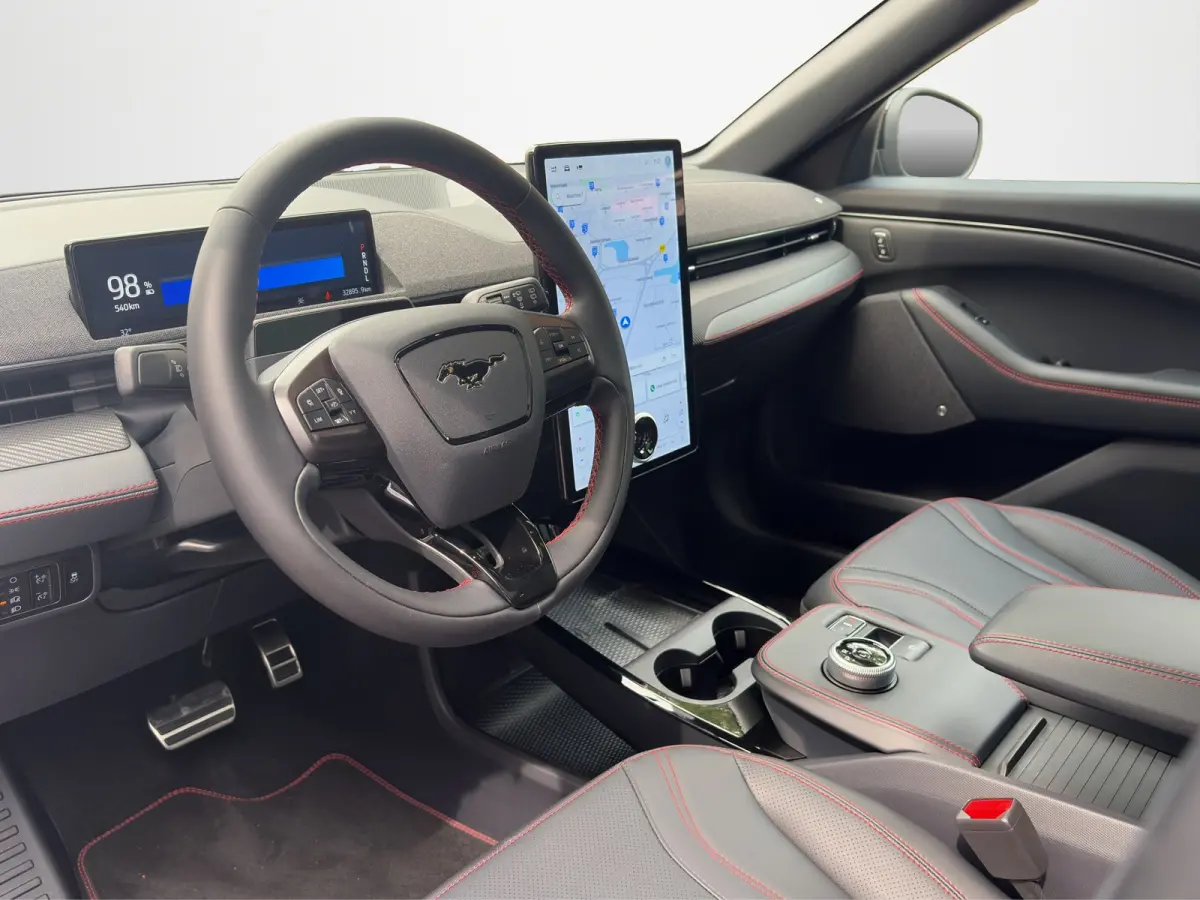 Premium 98KWh AWD 351pk | Panoramadak | Technology Pack+ | SOH 96,5