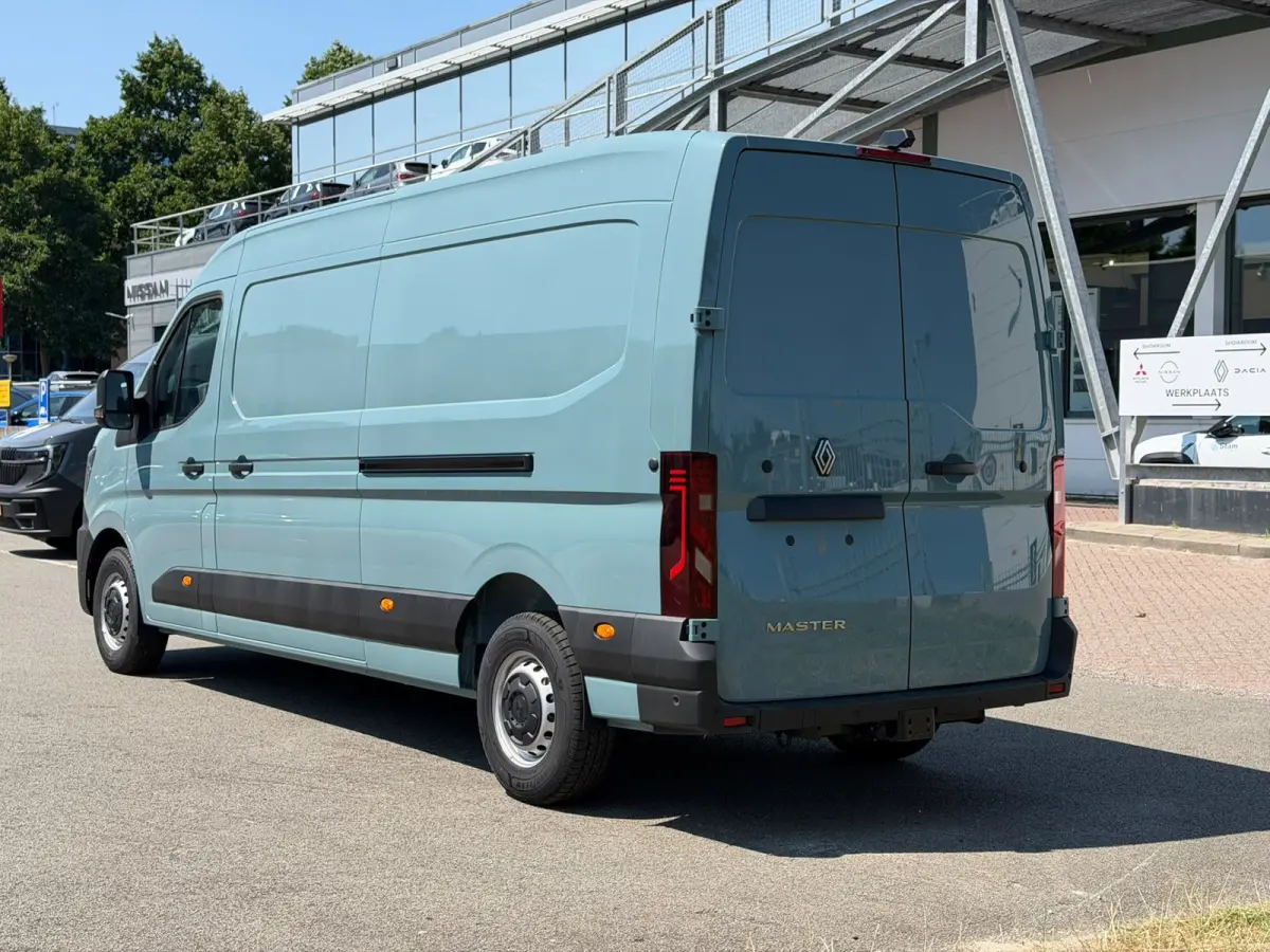 T35 2.0 dCi 150 L3H2 Advance Cruise | Navi | Parkeersensoren achter | Trekhaak | Schuideur Links en Rechts