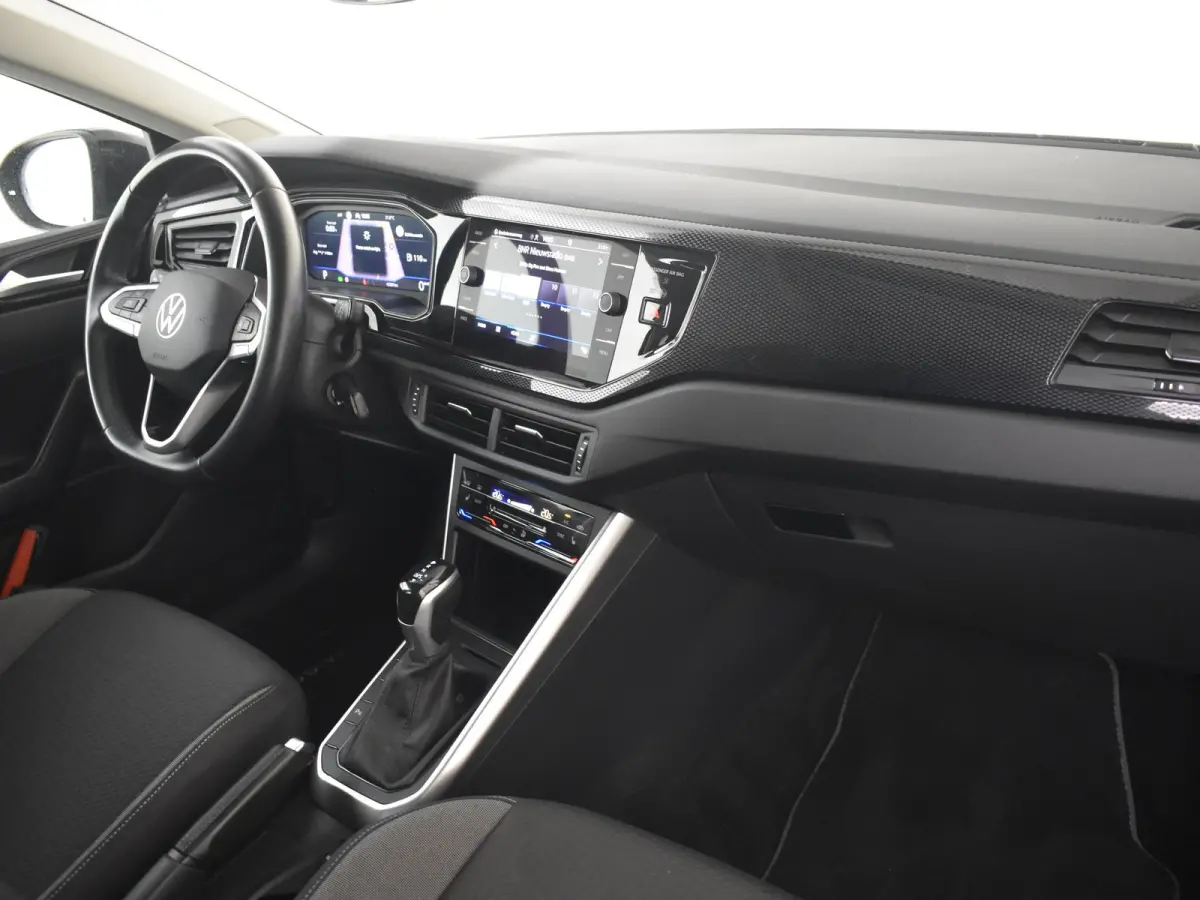 1.0 TSI Life Business 110PK DSG/AUTO l 1e Eigenaar l Dealeronderhouden l App connect | Stoelverwarming l PDC l Climate Control l Achteruitrijcamera l Cruisecontrol adaptief | 16"LMV