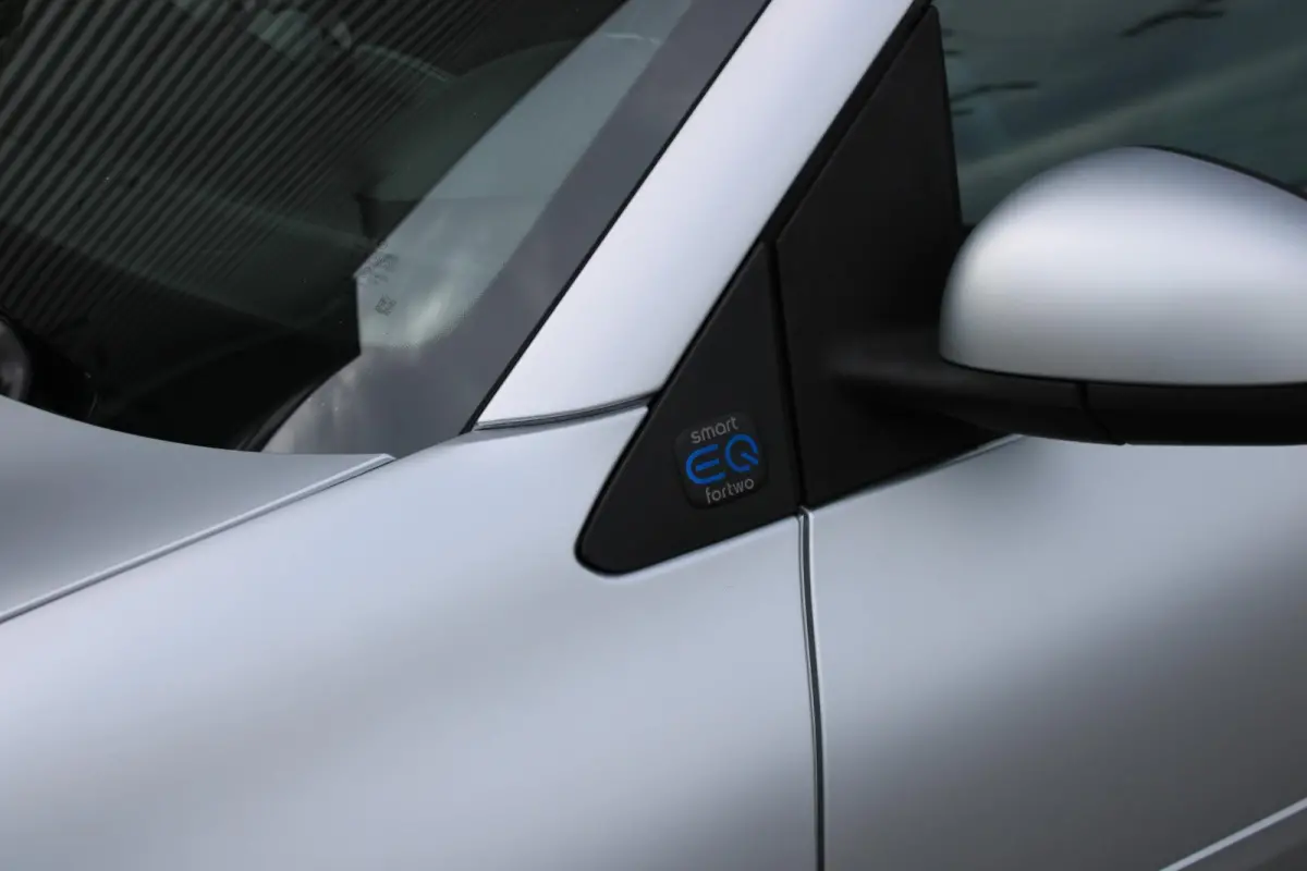 EQ BRABUS Mattrunner Brabus Mattrunner | Camera | Stoelverwarming | DAB | LED | Verwarmd Stuur