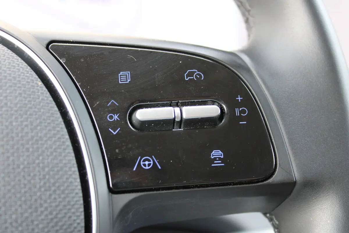 Style 58 kWh | Achteruitrijcamera | Cruise control adaptief met Stop&Go | Navigatiesysteem full map