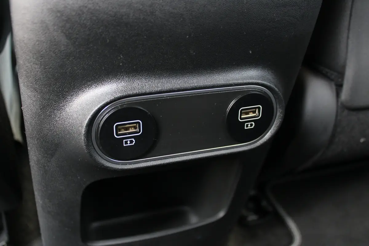 Style 58 kWh | Achteruitrijcamera | Cruise control adaptief met Stop&Go | Navigatiesysteem full map
