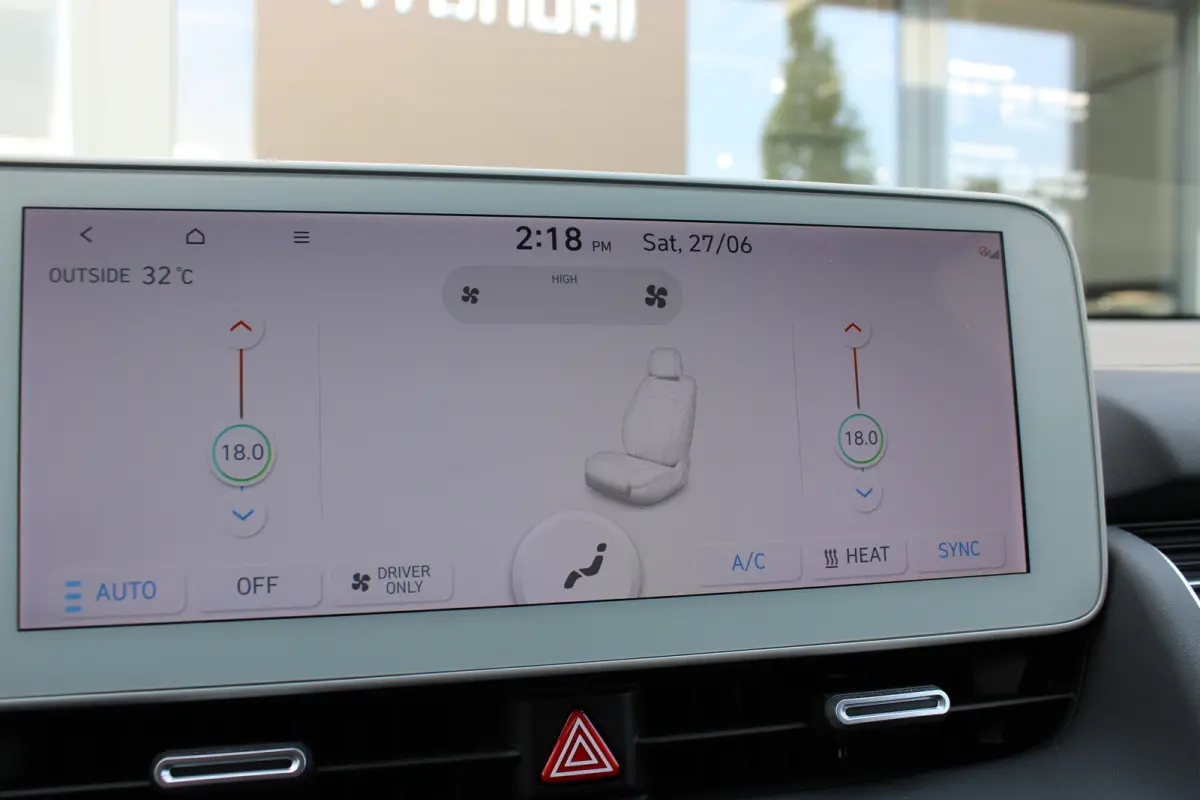 Style 58 kWh | Achteruitrijcamera | Cruise control adaptief met Stop&Go | Navigatiesysteem full map