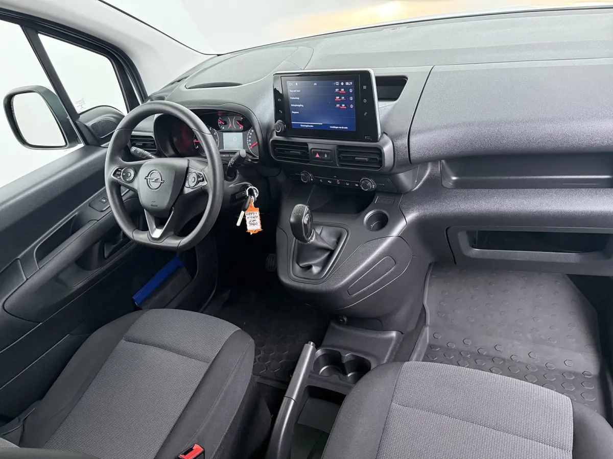 1.5D L1H1 Edition 100 pk | Airco | Apple Carplay/Android Auto|telefoonintegratie premium | Carplus Vloerplaat Combo L1 (L1 Betonplex antislip grijs 9mm)