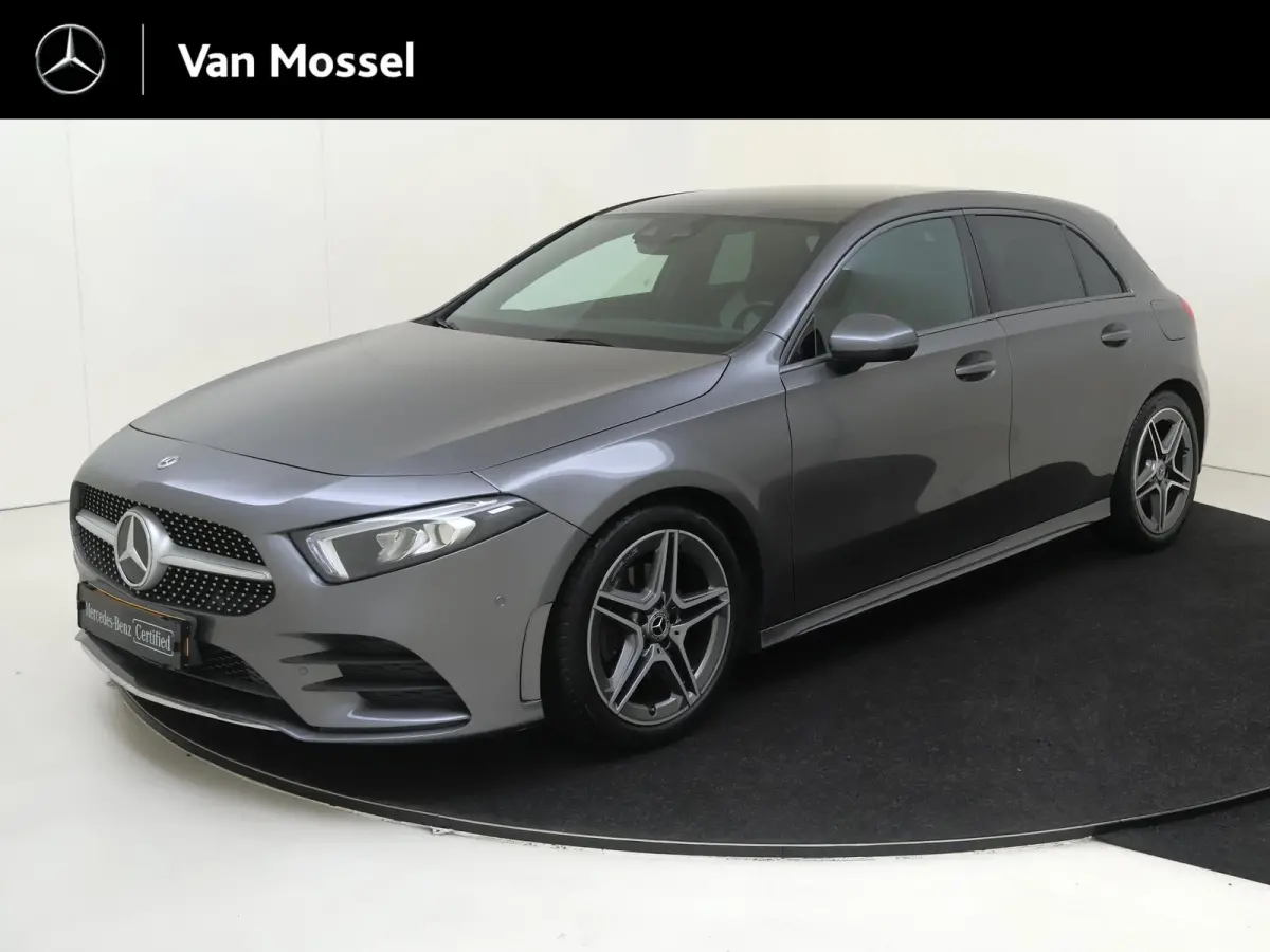 180 Business Solution AMG / Carplay / 18"/ Achteruitrijcamera/ Parktronic/ High-performance LED