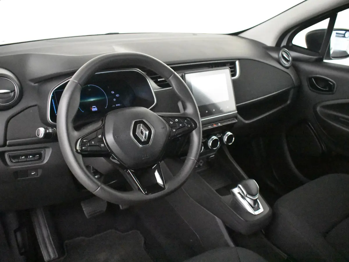 R110 Life Carshare 52 kWh l Incl Koopaccu l SOH 94% l Climatronic l Cr Control l Keyless | Parkeersensoren l Navigatie