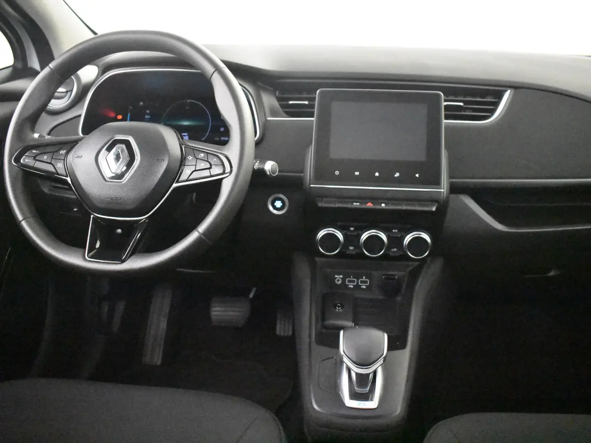 R110 Life Carshare 52 kWh l Incl Koopaccu l SOH 94% l Climatronic l Cr Control l Keyless | Parkeersensoren l Navigatie