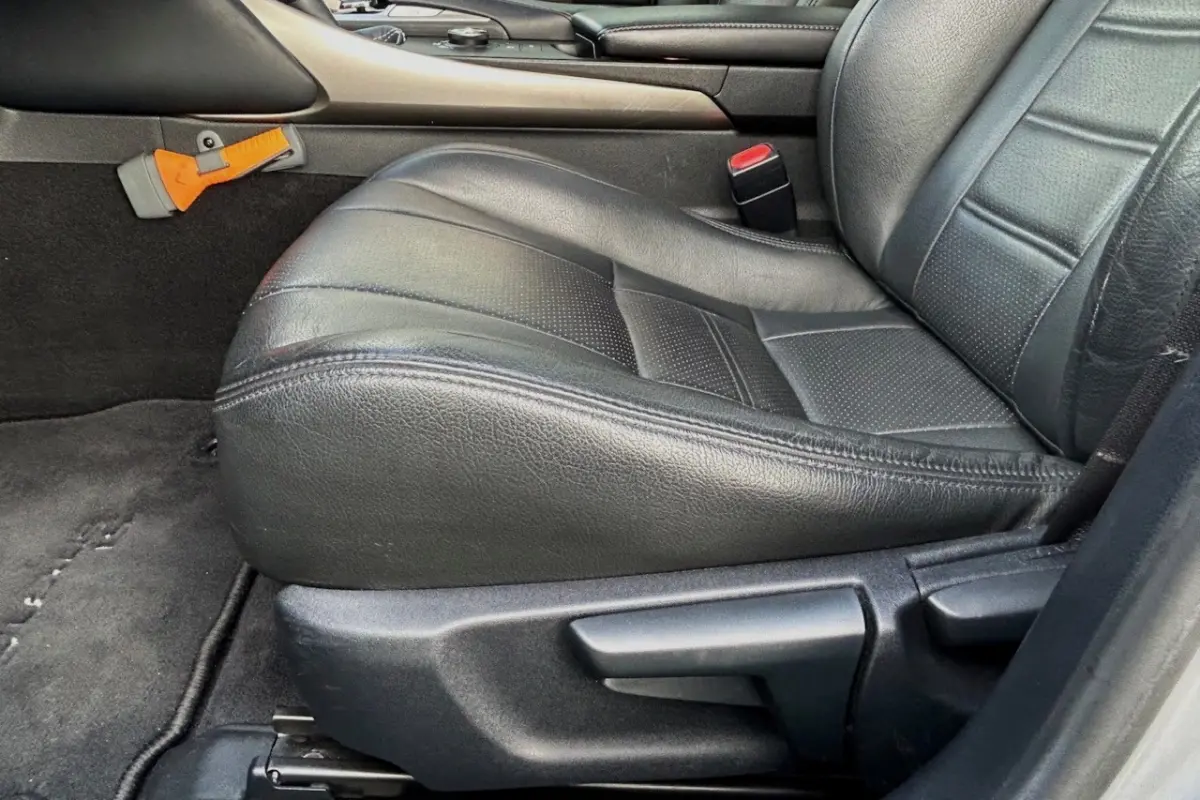 300h Hybrid Sport Edition SUNROOF LEER 18"