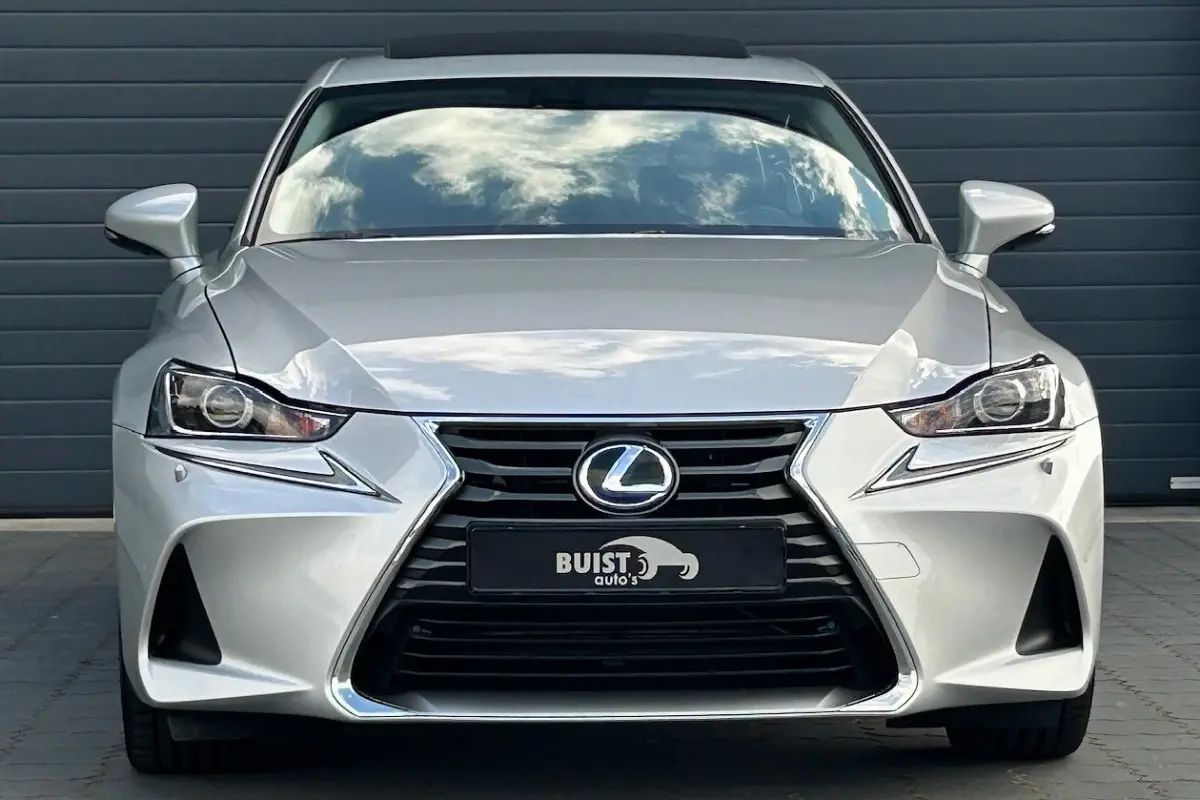 300h Hybrid Sport Edition SUNROOF LEER 18"