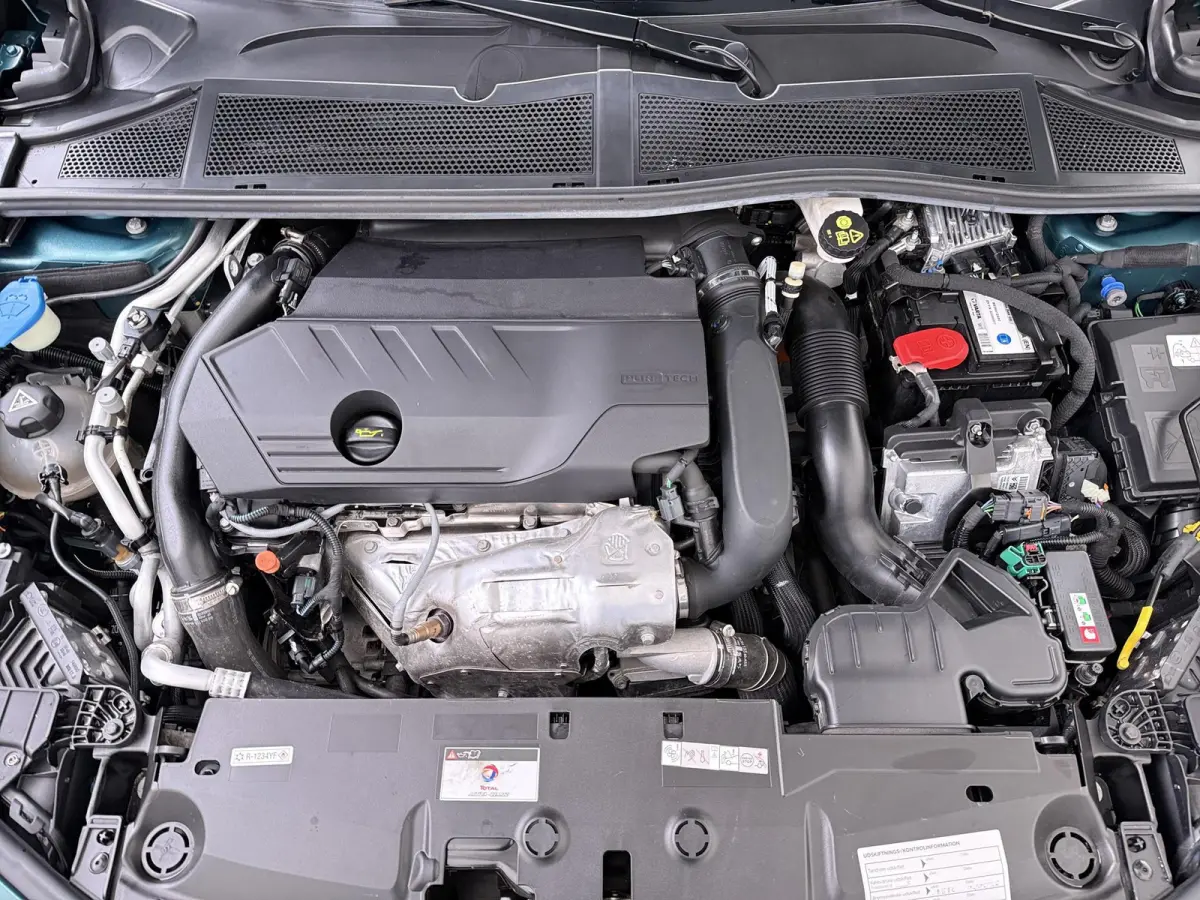 1.6 Plug-in Hybrid 180 Allure PHEV | STOELVERWARMING| DEALER ONDERHOUDEN| DODE HOEK SENSOR| ACHTERUITRIJCAMERA| RIJKLAARPRIJS INCL. 12 MND BOVAG GARANTIE|
